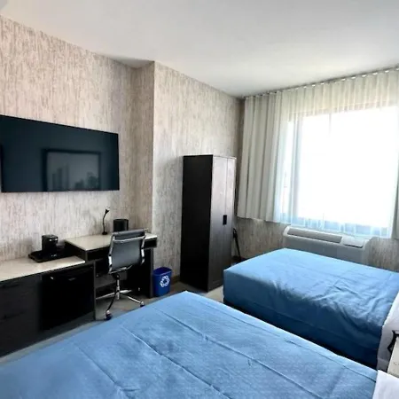 Super 8 By Wyndham Brooklyn Pennsylvania Ave-2
